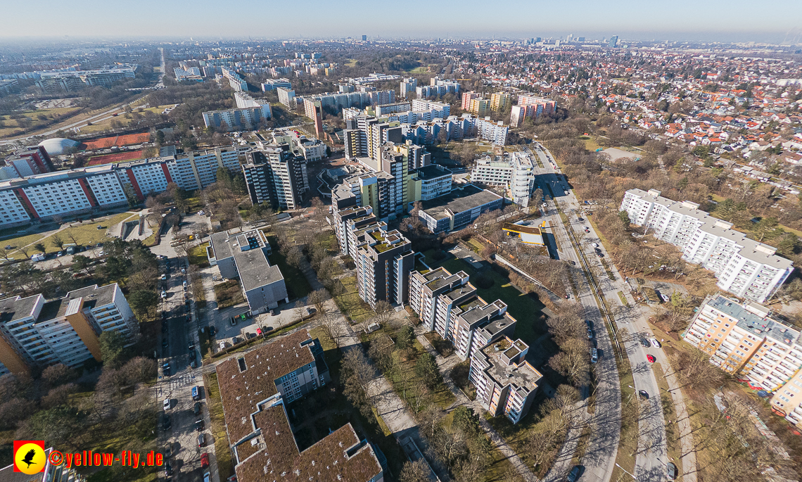 15.02.2023 - Marx-Zentrum und Karl-Marx-Ring mit Umgebung in Neuperlach